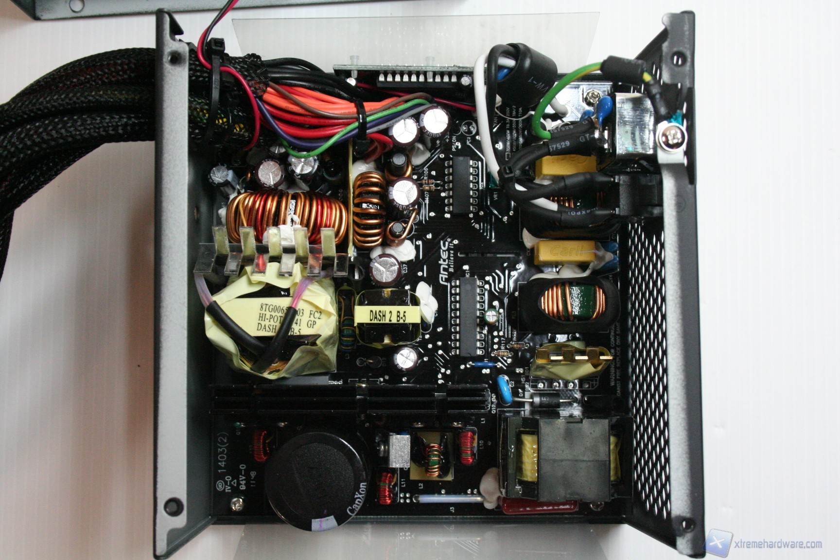 00061 ANTEC EARTHWATT650PLATINUM WWW.XTREMEHARDWARE.COM